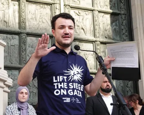 American Immigration Judge Directs Removal of Palestinian-Supporting Leader Citing Misrepresented Facts on Green Card Form